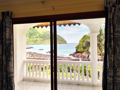 View, Villa Maname, face a l'ocean in Moroni
