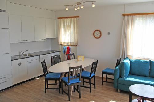 Res Roncaccio, Cancro by HolAp SA in 산 나자로