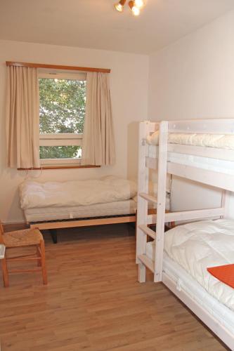 Res Roncaccio, Cancro by HolAp SA in 산 나자로