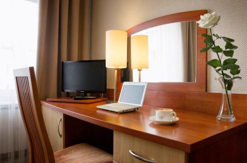 Single Room image 5