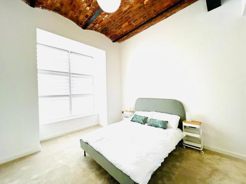 Chic Mill Apt with Canal Views, Manchester (fotografie 7)
