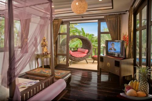 room detail thumbnail 0