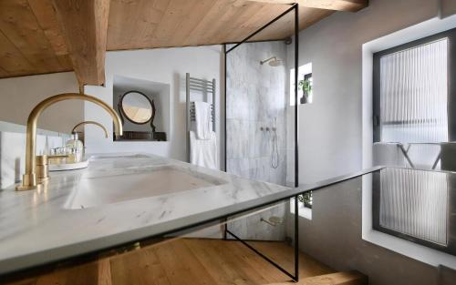Beautiful Athens Apartment | 1 Bedroom | Apartment Gildarts | Furnished Balcony Overlooking the City | Athinaidos - image 5