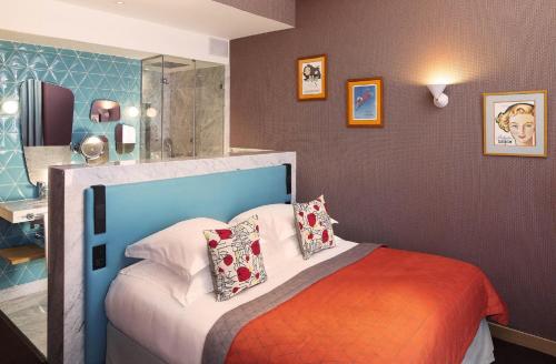 room detail thumbnail 0