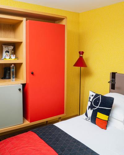 Artus Hotel - image 2