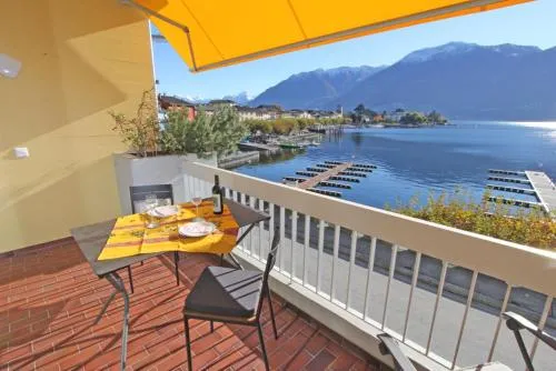 Casa Cincillà, 1 Stock by HolAp SA in Ascona, Schweiz