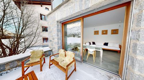 Rõdu/terrass, Schweizerhaus Apartments in Maloja