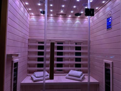 Sauna, Add'Or, Suite et Spa in Beugny