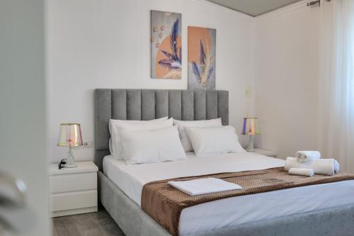 One-Bedroom Deluxe Apartment image 10