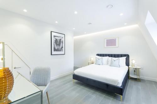 Urban Chic - York Street - image 10