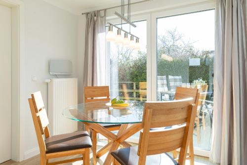 K2 Bungalow - Strandhaus Königsberger Allee 8 - FERIENDOMIZIL HOLLICH (K2 Bungalow - Strandhaus Konigsberger Allee 8 - FERIENDOMIZIL HOLLICH) in Громітц