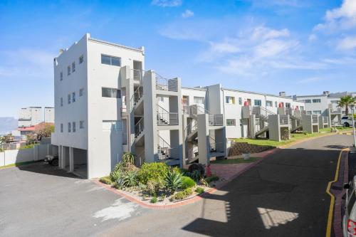 Balmoral Heights 20 - image 10