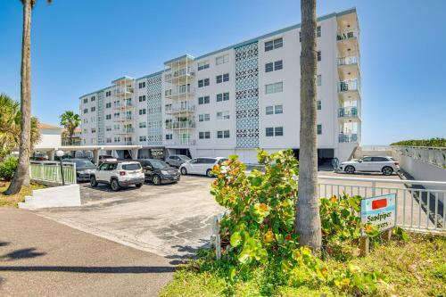 Steps to Ocean: Satellite Beach Condo w/ Balcony in Satellite Beach (FL)