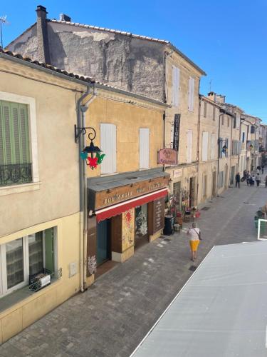 景觀, Maison aigues-mortaise dans la cité (Maison aigues-mortaise dans la cite) in 艾蓋莫爾泰