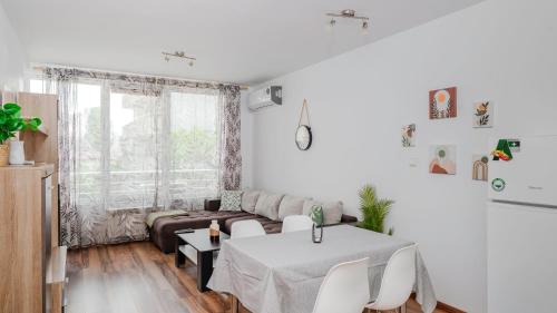 Terra Vibes 1BD Apartment with Fast Wi-Fi & Balcony by Flat Mаnager, Sofia (Foto 6)