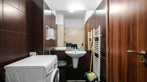 Terra Vibes 1BD Apartment with Fast Wi-Fi & Balcony by Flat Mаnager, Sofia (Foto 9)