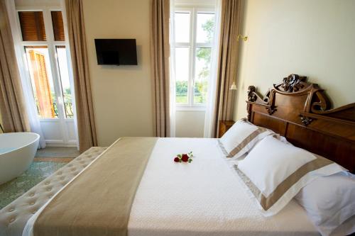 Book the Deluxe Room Deluxe Room