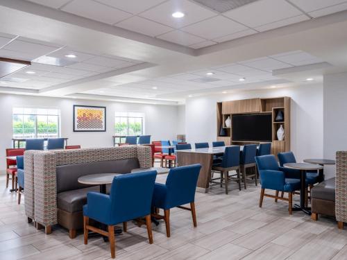 Holiday Inn Express Lodi By IHG - 식음료(F&B)