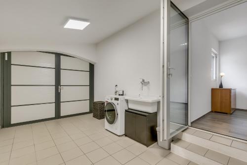 La Rotonda - Happy Rentals in Maroggia