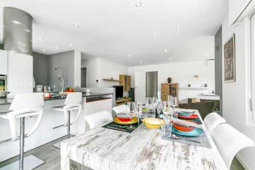 Konyha, La Rotonda - Happy Rentals in Maroggia