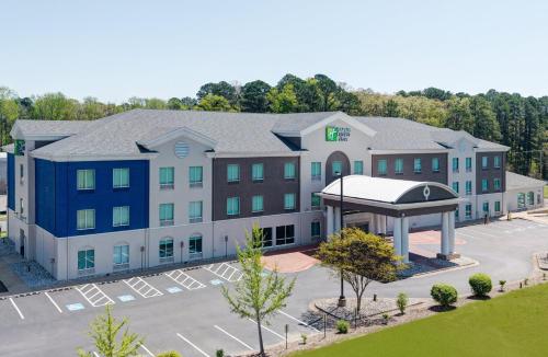 Holiday Inn Express Suites Little Rock West By IHG
