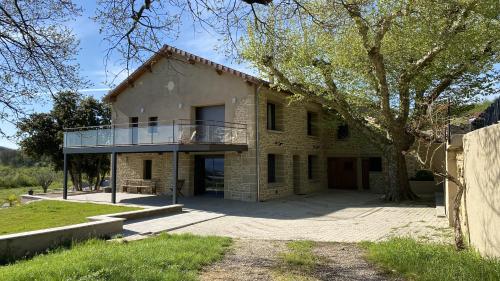 Domaine Saint Sauveur - Gite de charme au coeur de l'Hermitage in Chantemerle-les-Bles
