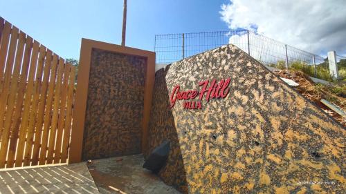 Exterior view of Grace Hill Villa Lubuk Minturun