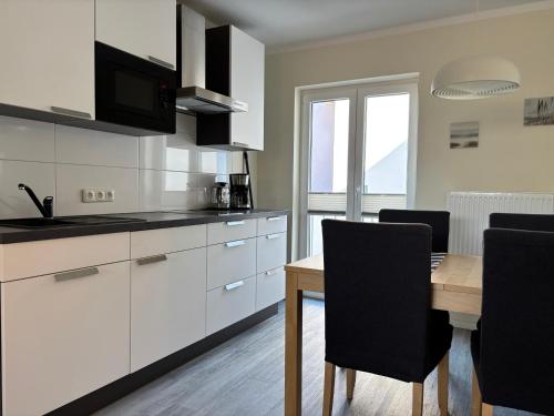 Apartment image 6