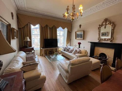 Wonderful 3 Bed West End Flat, Glasgow (photo 10)