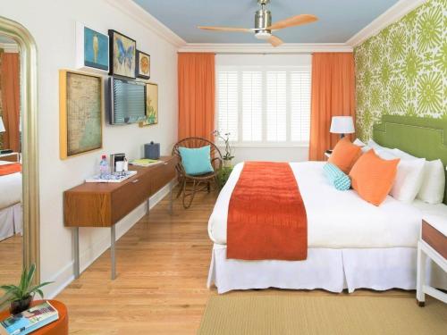 room detail thumbnail 0