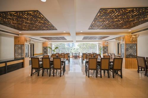 Hotel Blueberry Inn, Raipur - Raipur