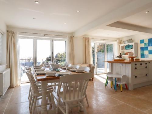 外部景觀, The Old Harbour Masters House in 福伊鎮中心