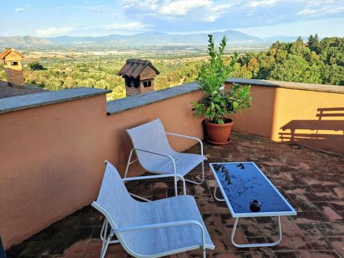 Accomodation in villa with pool & parking near Rome in Fiano Romano
