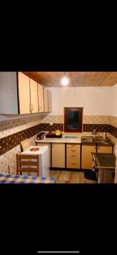 Ethno Cottage Momo Tepca in โคเลซิน