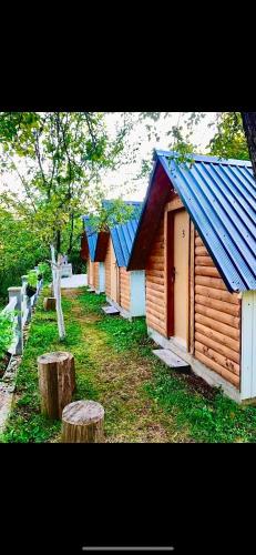 Ethno Cottage Momo Tepca in โคเลซิน