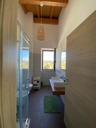 Vannas istaba, Casalecipriano - Country house with swimming pool in Cugnoli
