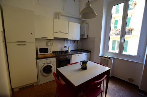 La Casa sulla Mattonata accogliente appartamento su una tipica creuza genovese con splendida vista e a pochi passi dalla Stazione Principe, Janov (fotografie 9)