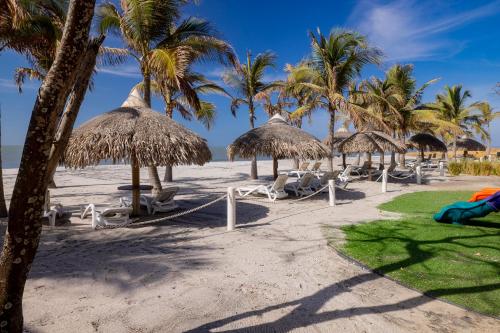 Sanctuary Ocean Front by Playa Caracol Resorts in Punta Chame
