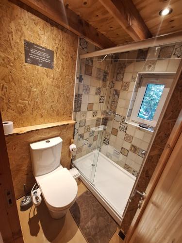 Two-Bedroom House image 4