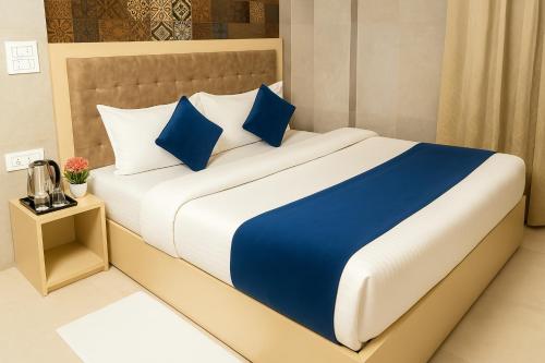 Rosewood at Rajpur Road by Zenvana photo 2