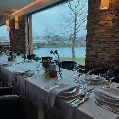 Hotel Paviljon in Bihac