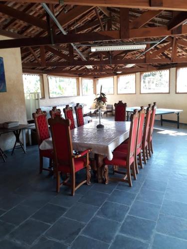 Iekārtas, Sitio interior com LAGO, PISCINA, EXCLUSIVO Salao de Festas in Pedra Bela