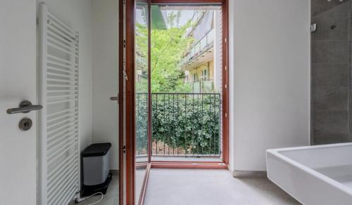 Urban Chic Apartment in Trendy Prenzlauer Berg Self-check-in, Berlin (Foto 10)