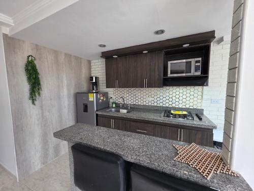 Apartamento vistas lindas cerca centro, Медельин (фото 10)