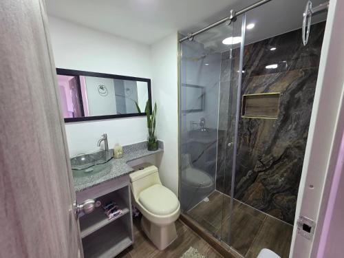 Apartamento vistas lindas cerca centro, Медельин (фото 8)