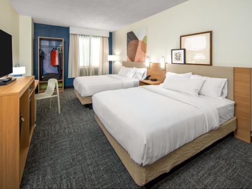 Queen Room with Two Queen Beds