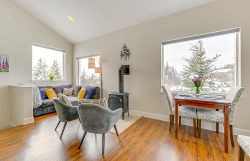 . Scenic and Cozy Sweet Northern Comfort in Homer!