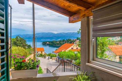 Kilátás, Apartment New in Splitska