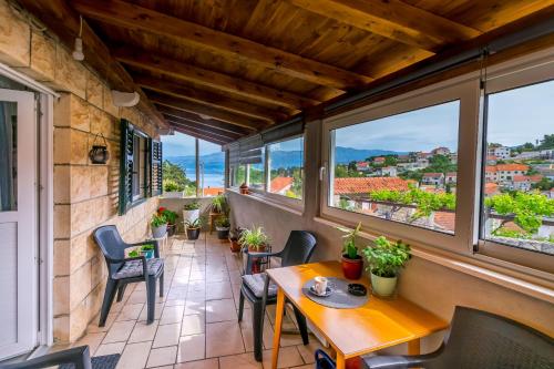 Erkély/terasz, Apartment New in Splitska