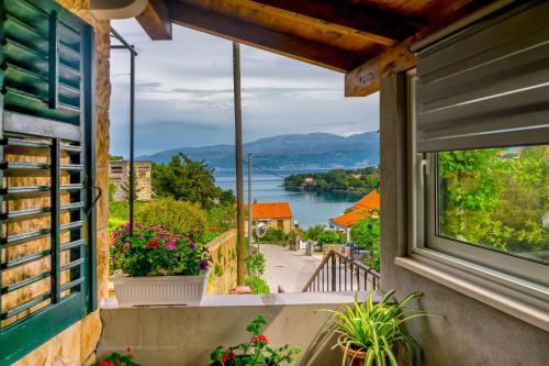 Kilátás, Apartment New in Splitska